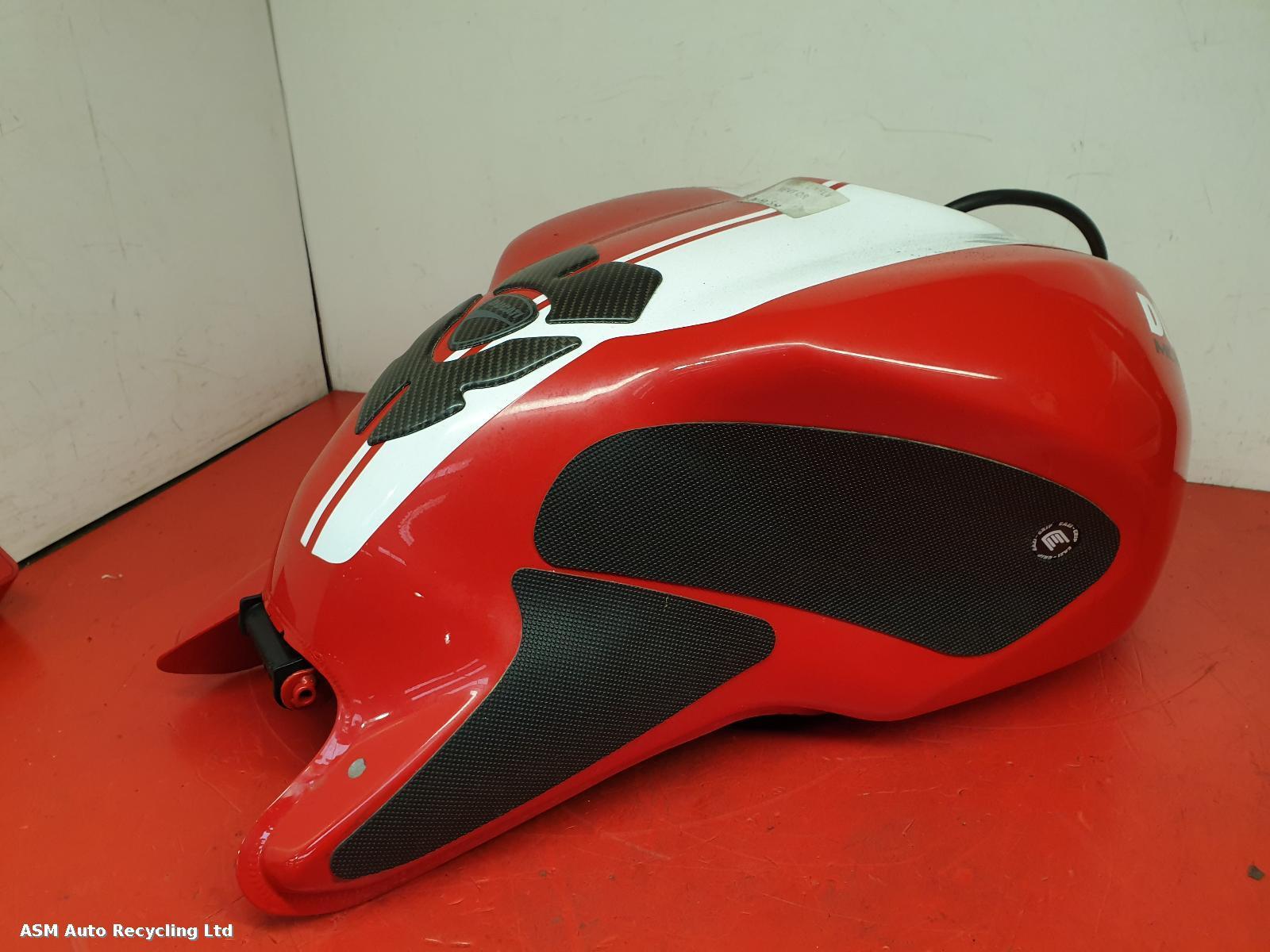 View Auto part Fuel Tank Ducati Monster 2015