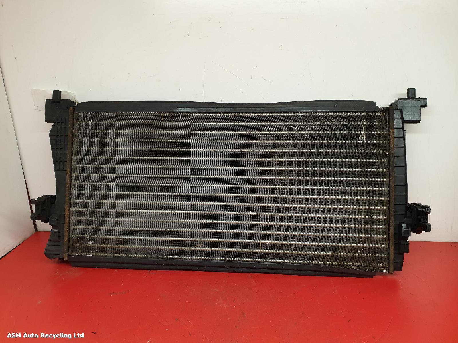 View Auto part Radiator Audi A3 2014