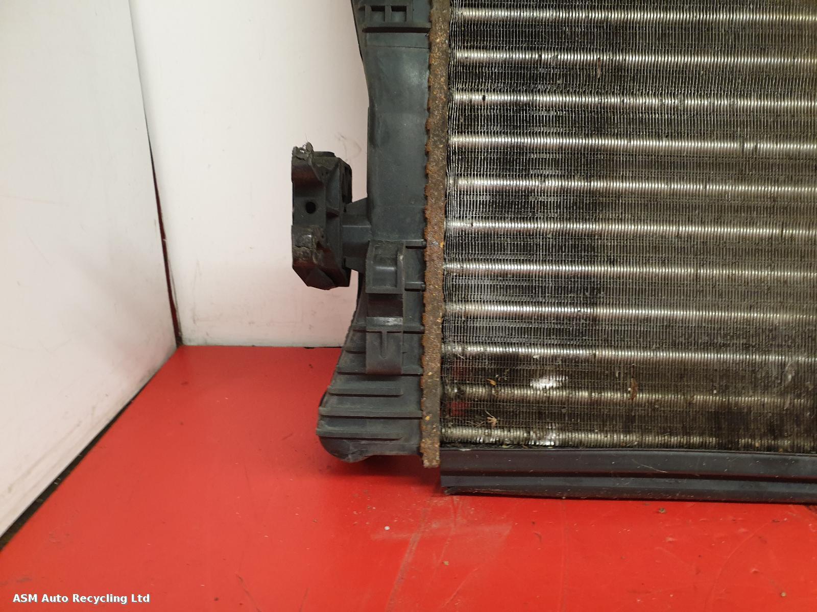 View Auto part Radiator Audi A3 2014