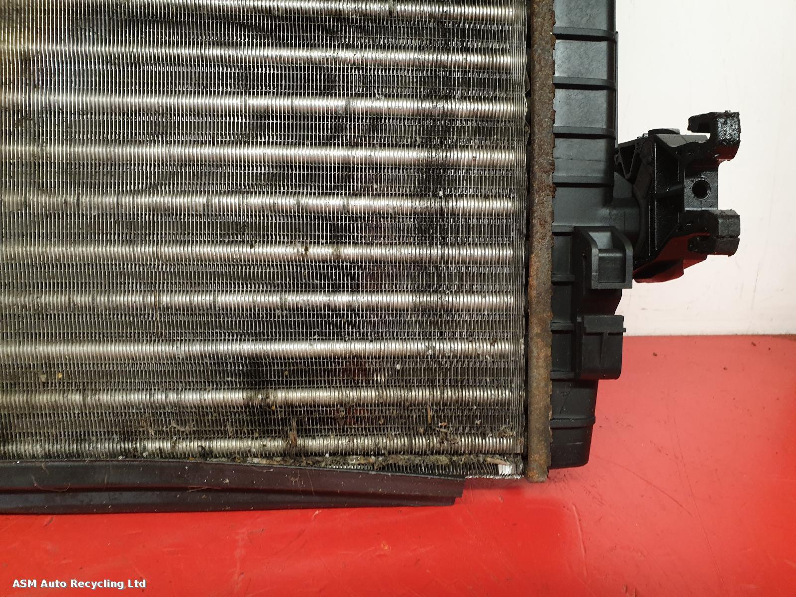 View Auto part Radiator Audi A3 2014
