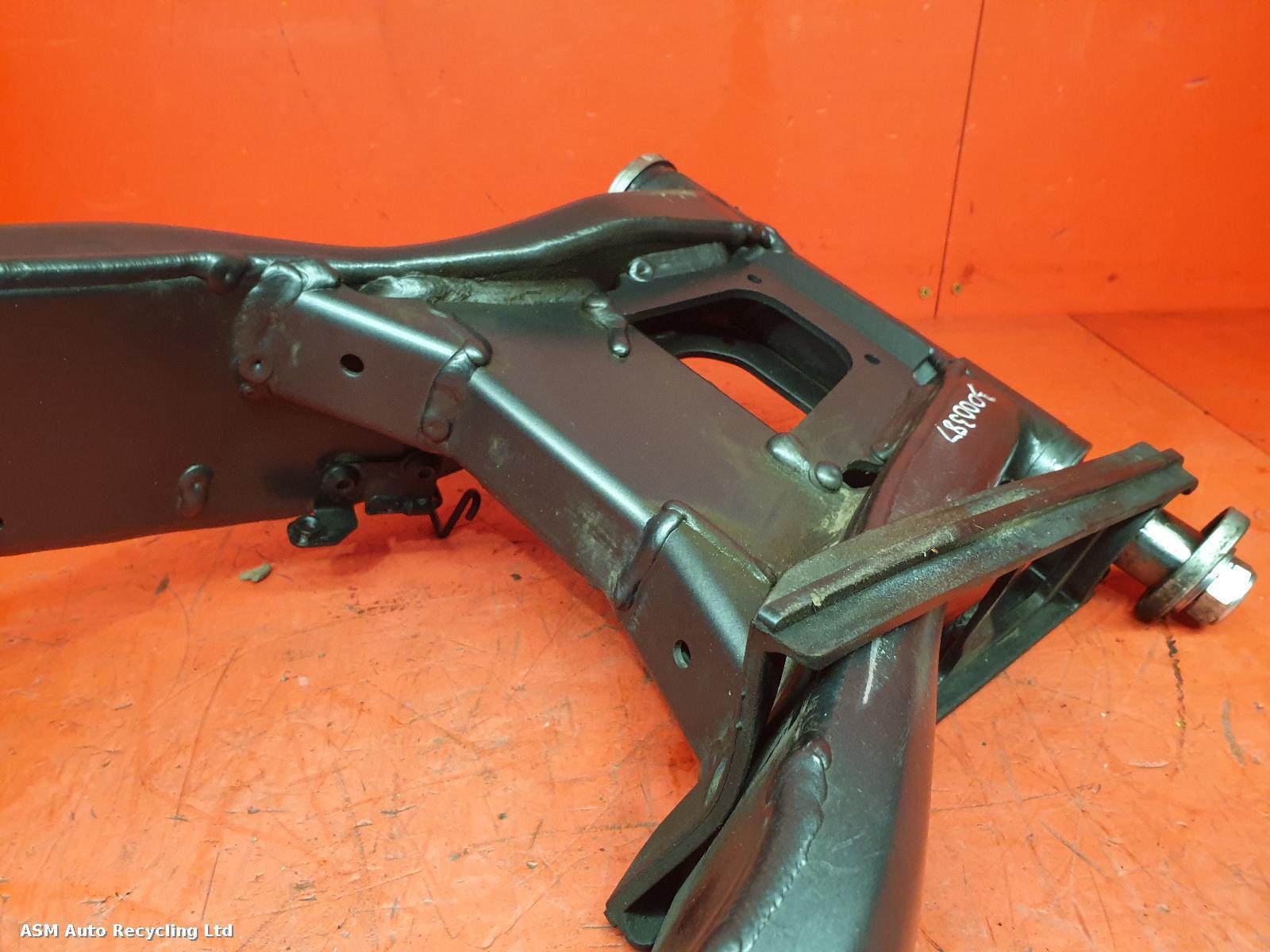 View Auto part Swing Arm Yamaha Mt-09 2022