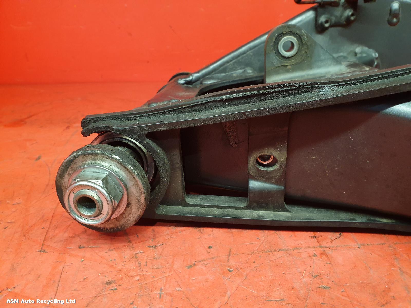 View Auto part Swing Arm Yamaha Mt-09 2022
