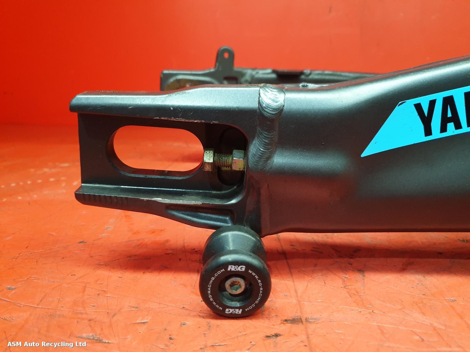 View Auto part Swing Arm Yamaha Mt-09 2022