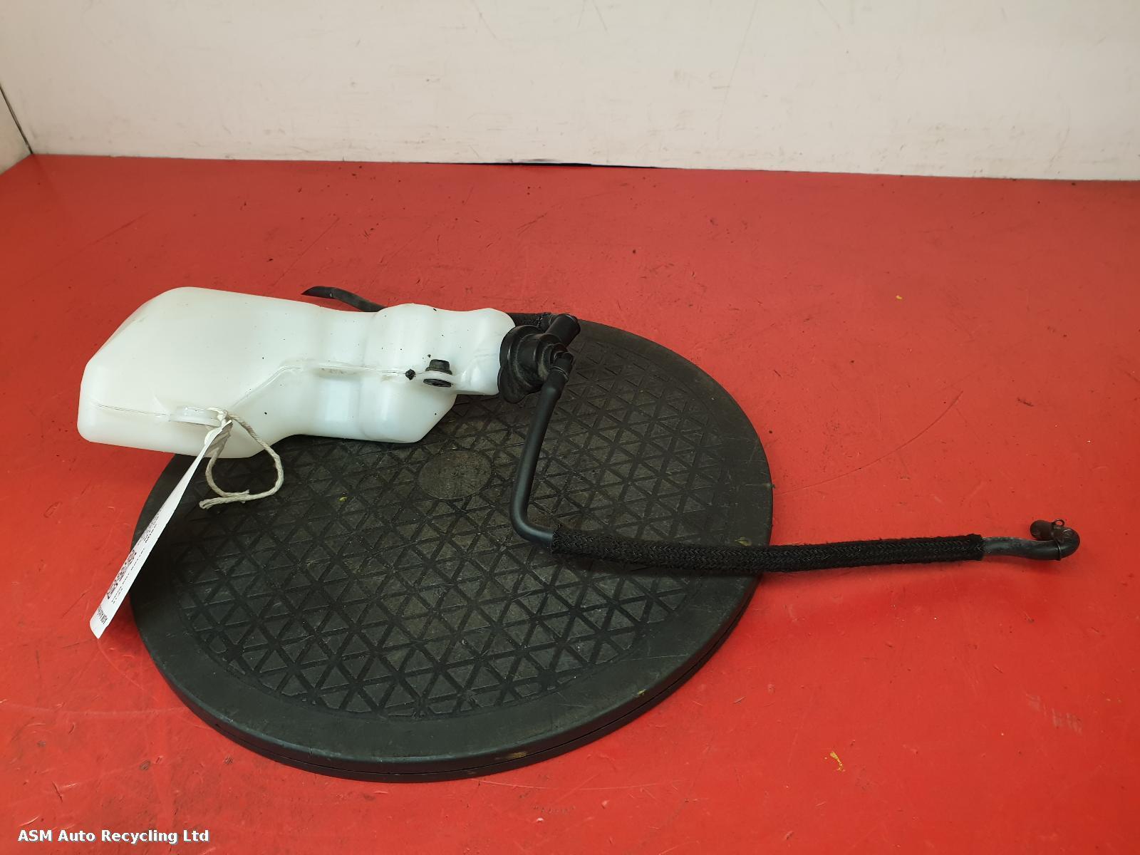 View Auto part Overflow Bottle Yamaha Mt-09 2022