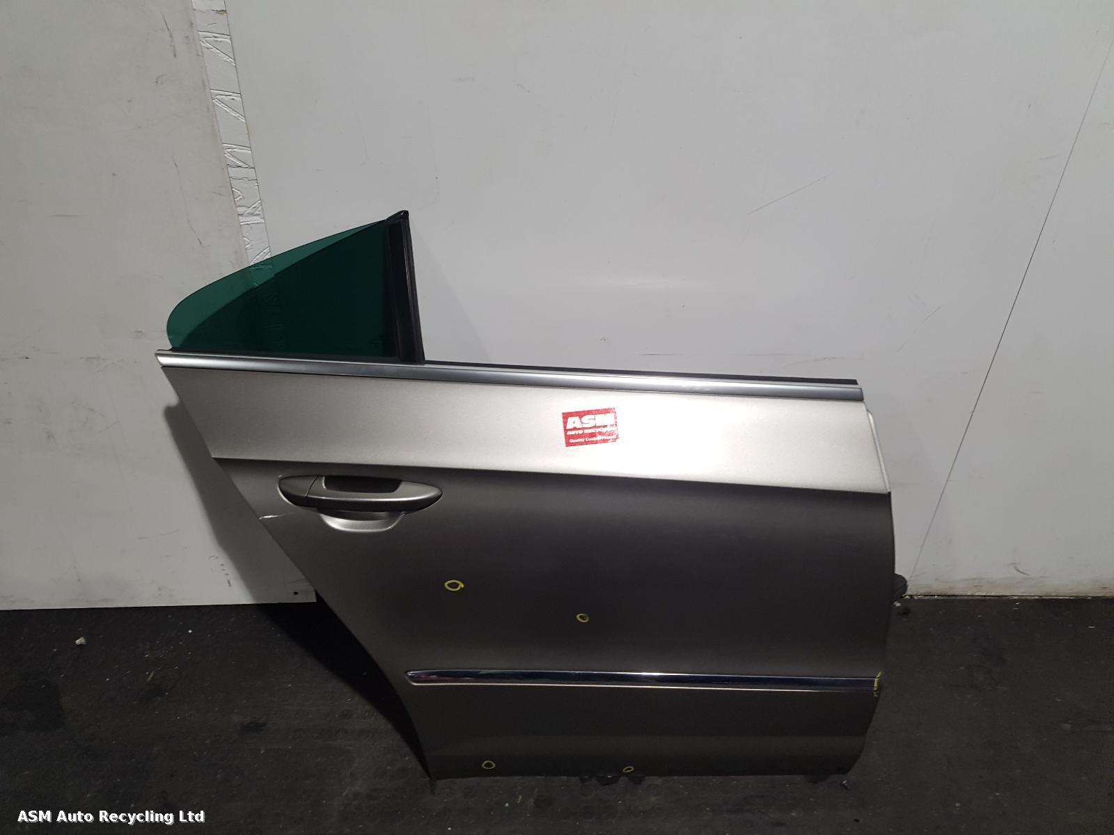 View Auto part R Rear Door Volkswagen Passat Cc 2010