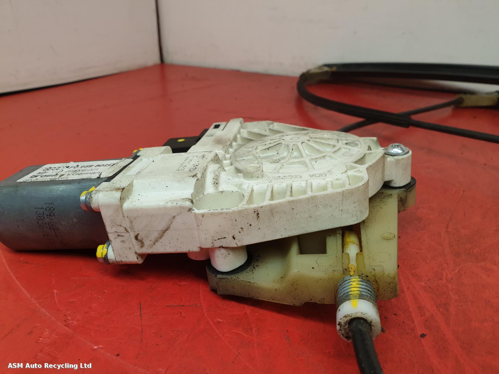 View Auto part RF Window Regulator Audi A6 2006