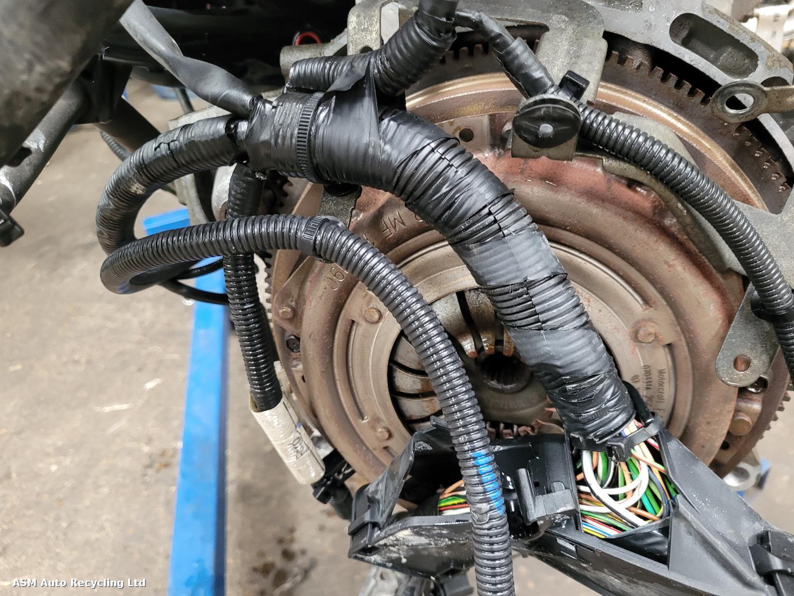 View Auto part Regulator/Rectifier Suzuki Sv650 2018