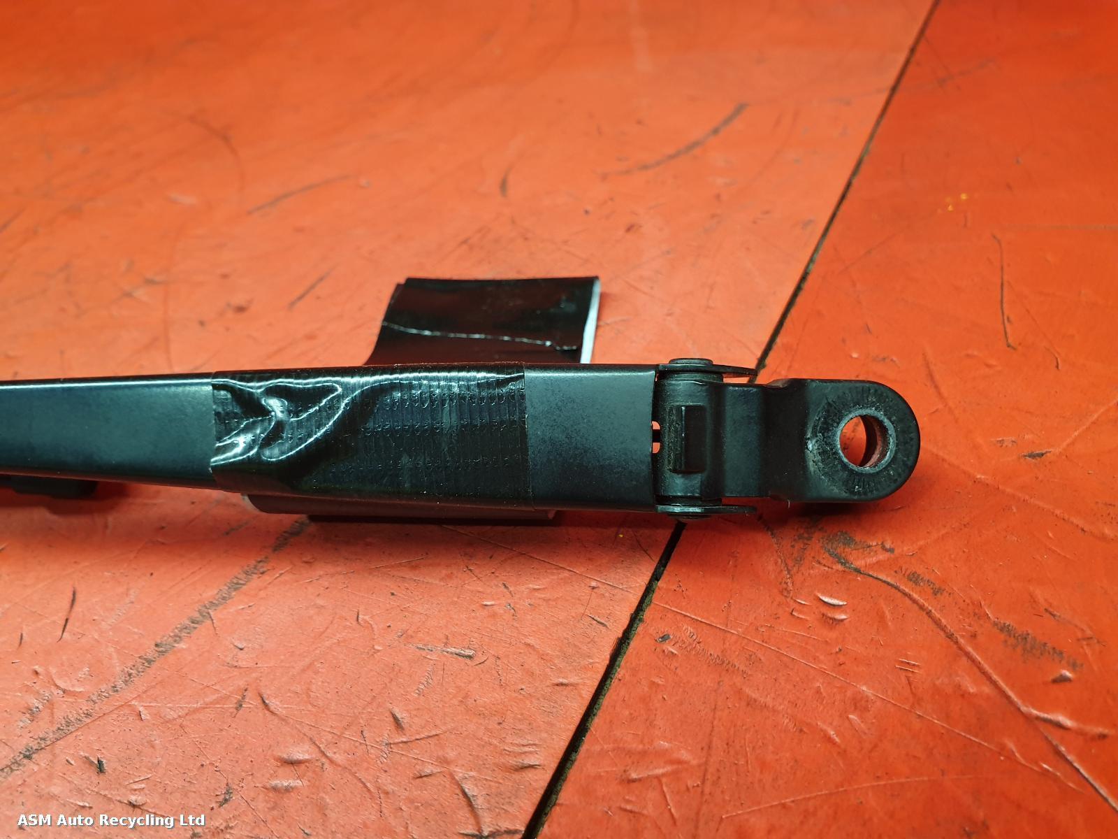 View Auto part Wiper Arm Land Rover Range Rover Sport 2018