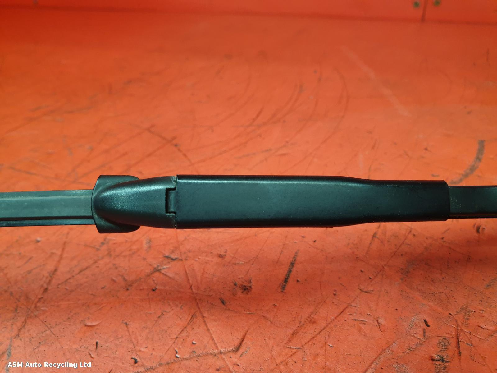View Auto part Wiper Arm Land Rover Range Rover Sport 2018