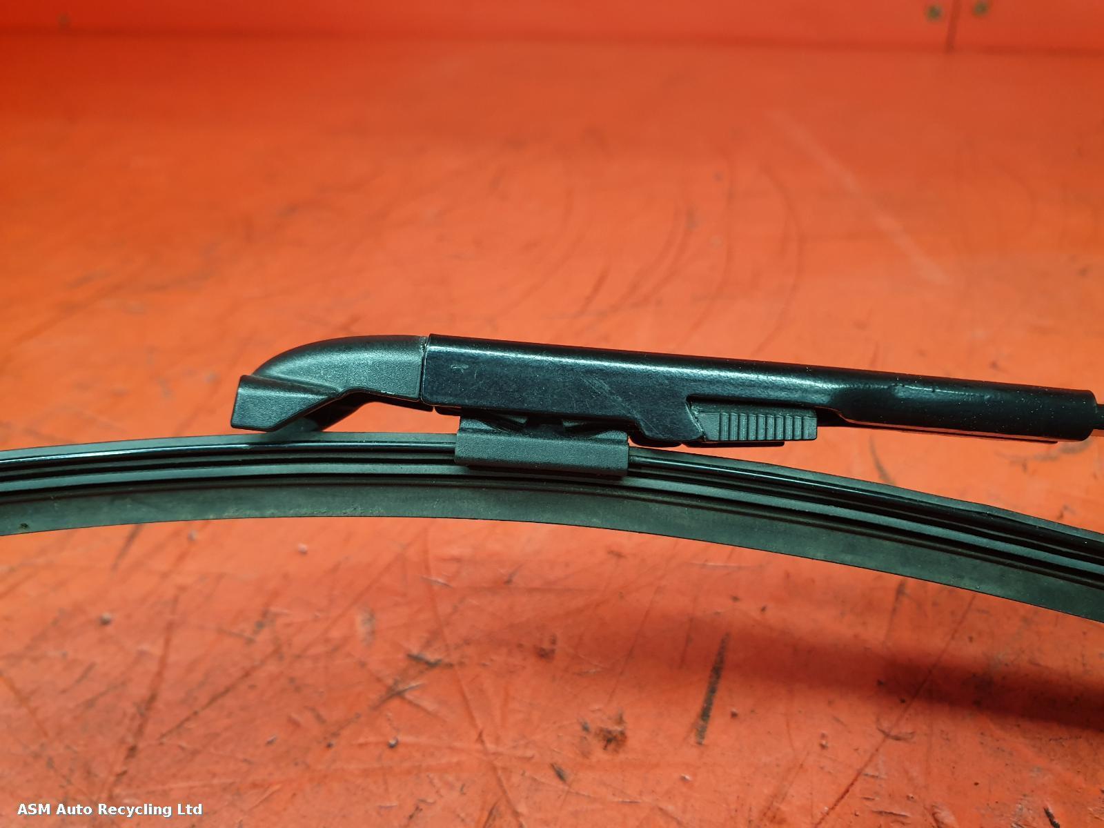 View Auto part Wiper Arm Land Rover Range Rover Sport 2018