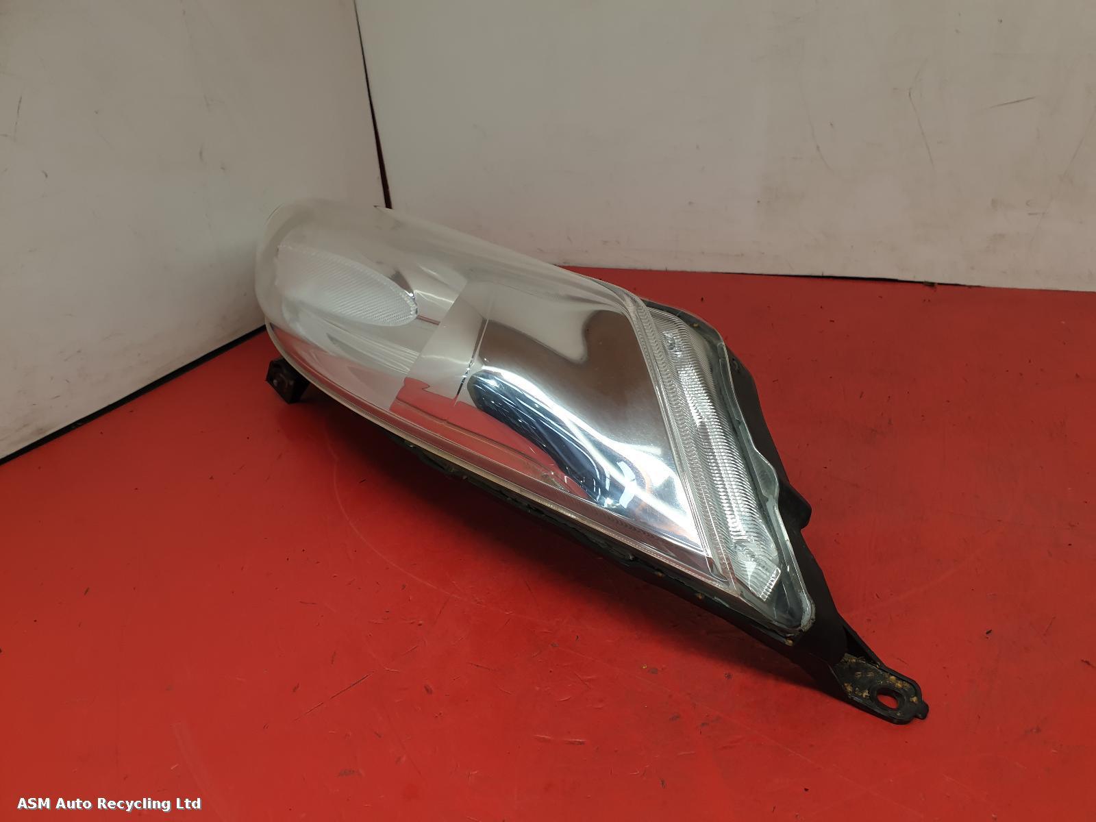 View Auto part L Headlamp Nissan Juke 2012