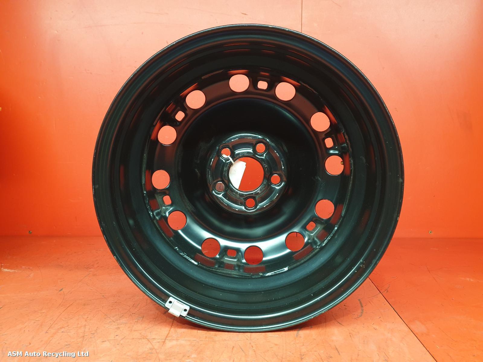 View Auto part Wheel Volkswagen Polo 2010