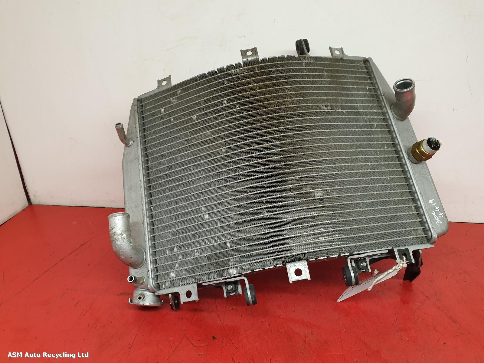 View Auto part Radiator Kawasaki Zx6 R 2000