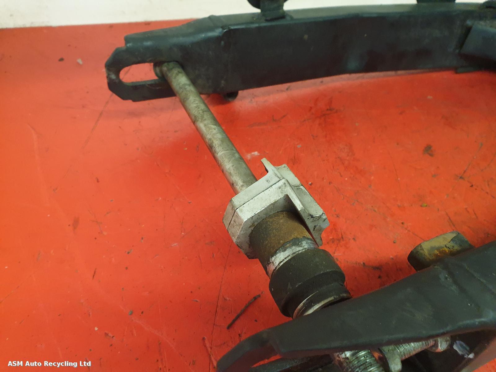 View Auto part Swing Arm Keeway Rkr 2020