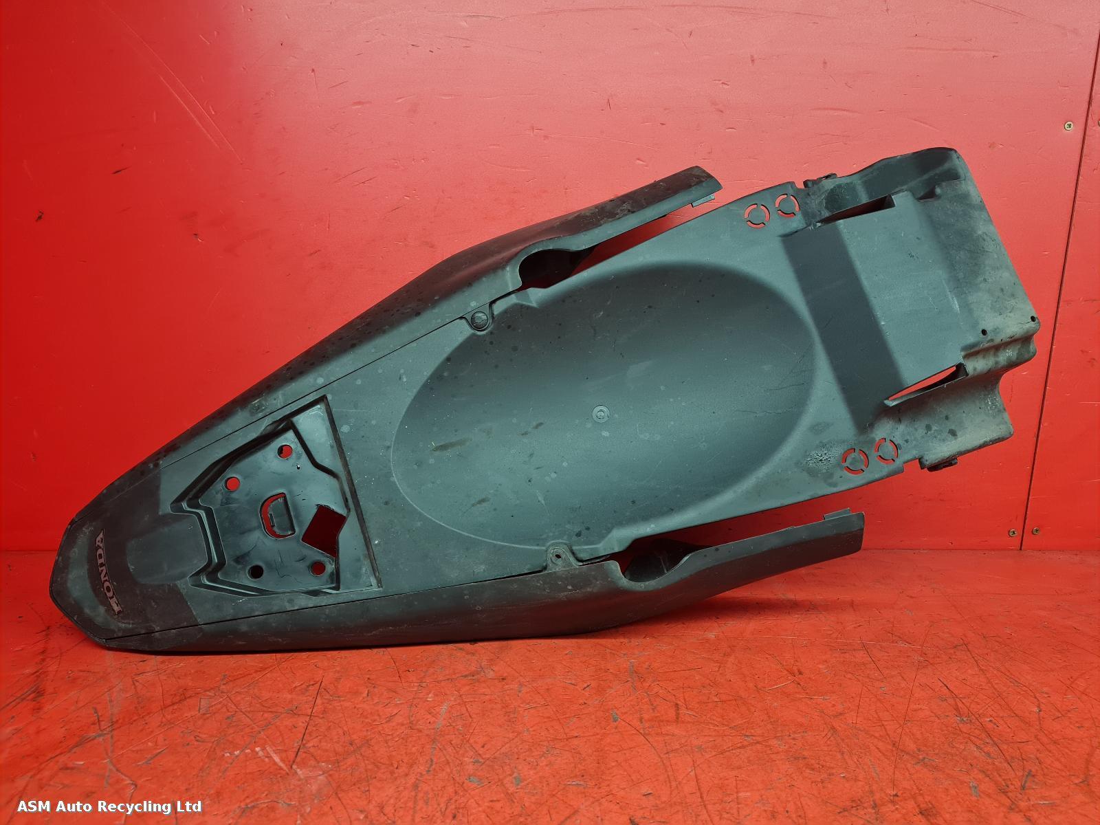 View Auto part Seat Cowl Honda Nc 750 2014