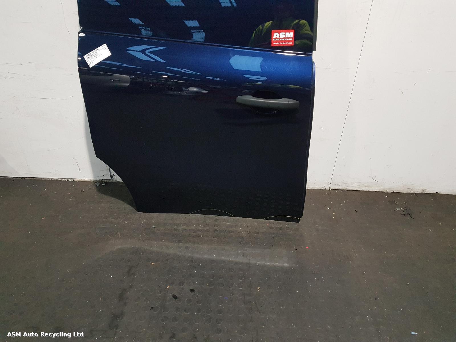 View Auto part Side Load Door Renault Kangoo 2022