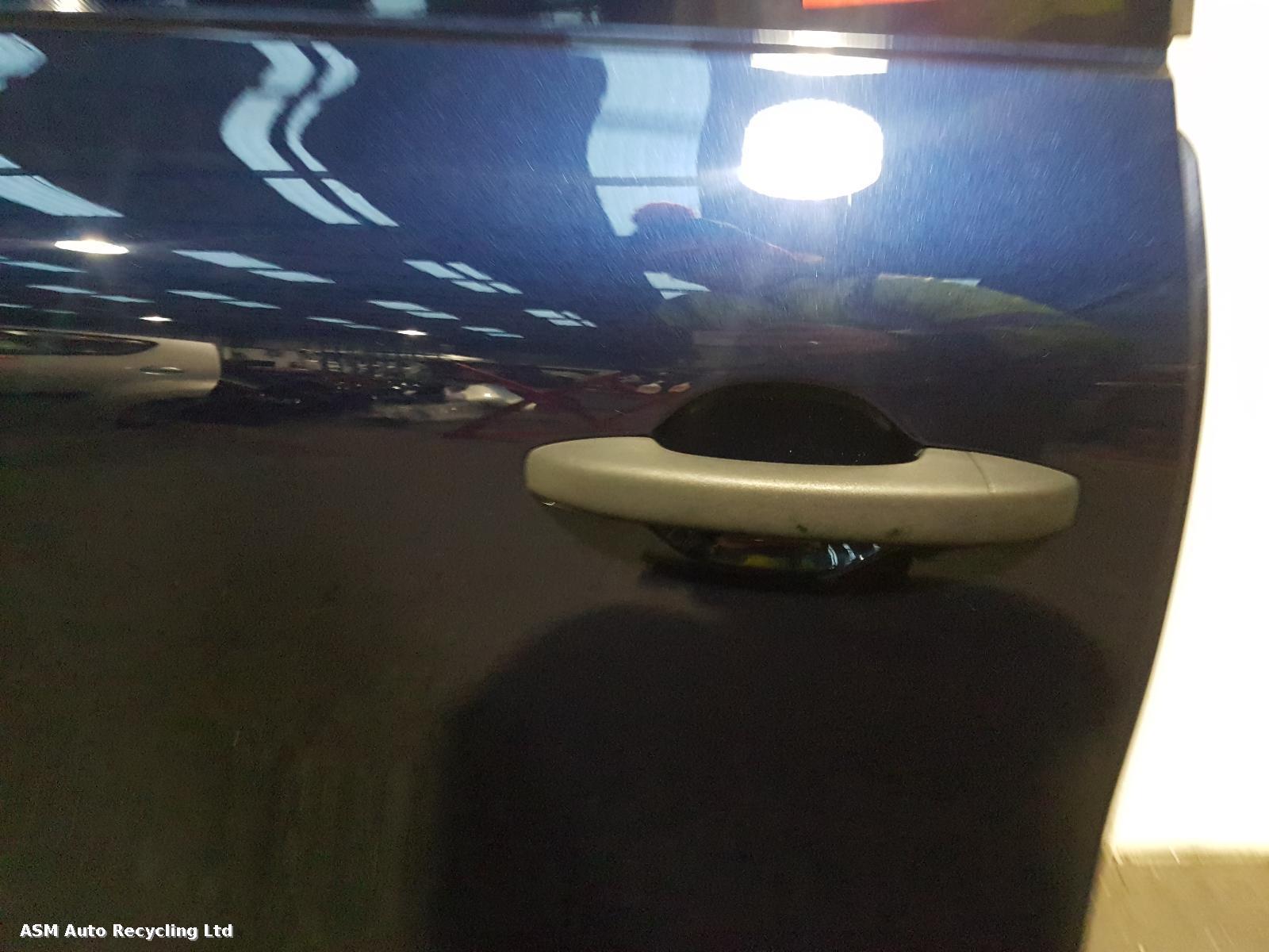 View Auto part Side Load Door Renault Kangoo 2022