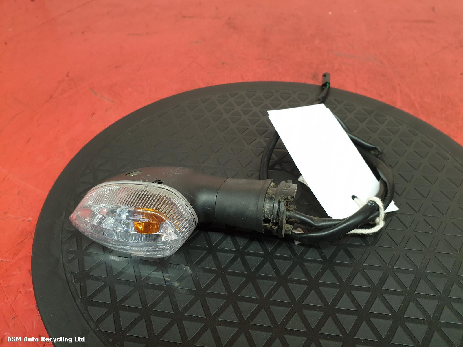 View Auto part R Repeater Lamp Yamaha Xsr700 2022