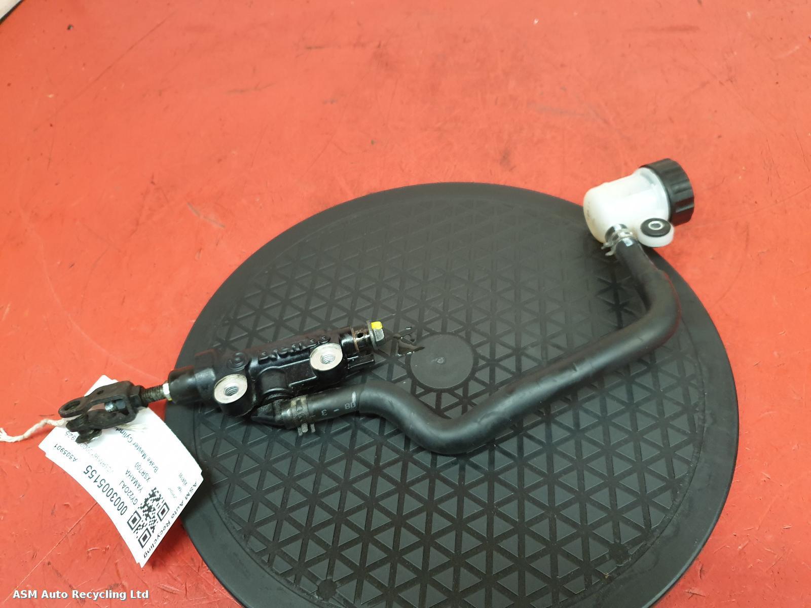 View Auto part Master Cylinder Yamaha Xsr700 2022
