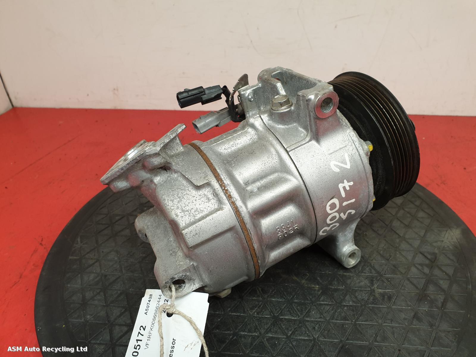 View Auto part Compressor Renault Kangoo 2022