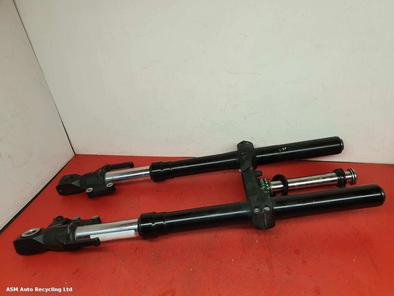 View Auto part FORKS Kawasaki Kle 650 Versys 2023