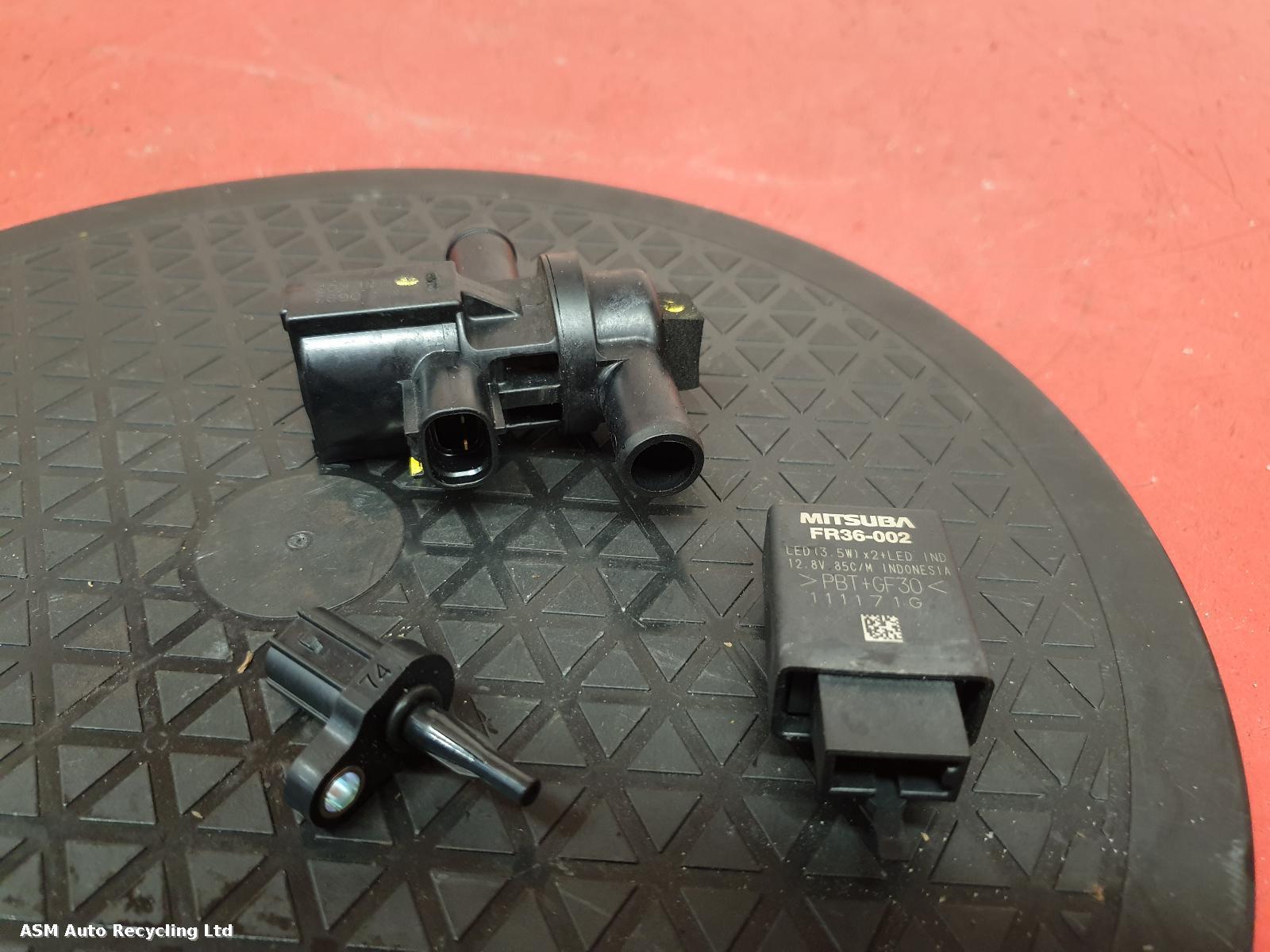 View Auto part Motorcycle Part Kawasaki Kle 650 Versys 2023