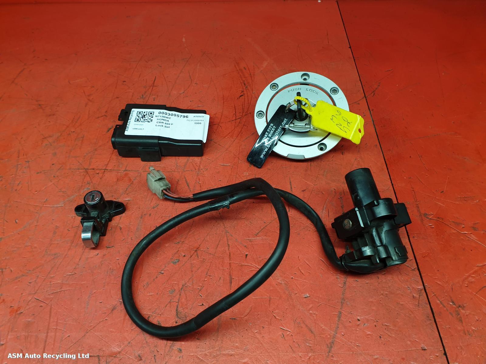 View Auto part Comp.Lock Set + Keys Honda Cbr 600 F 1995