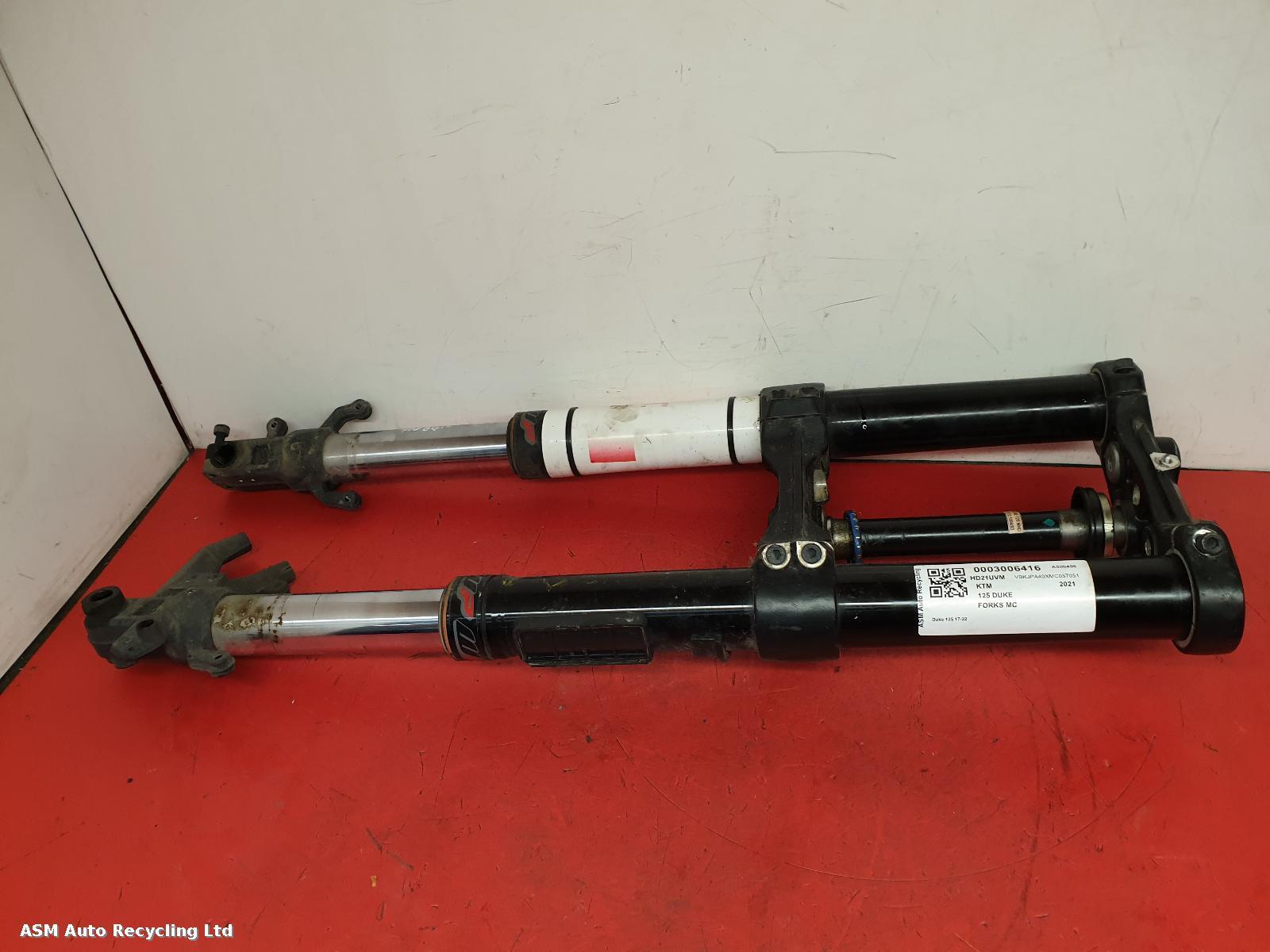 View Auto part FORKS Ktm 125 Duke 2021