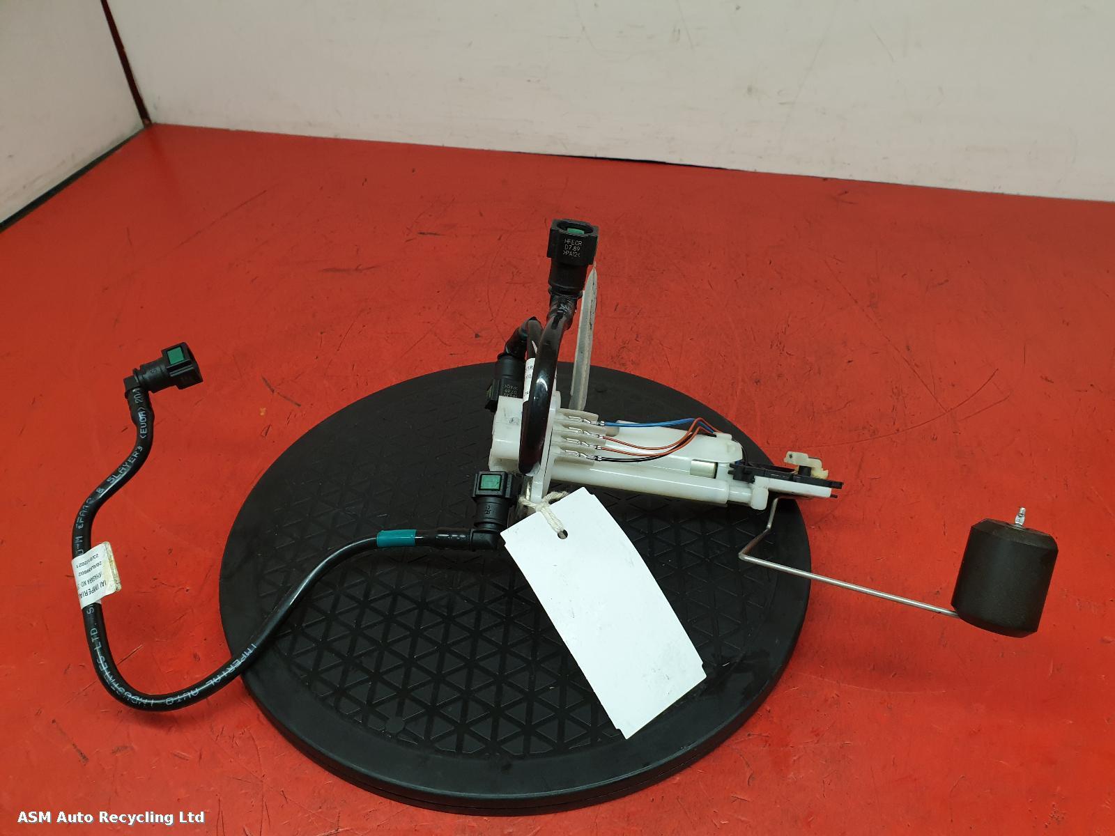 View Auto part Fuel Pump Ktm 125 Duke 2021