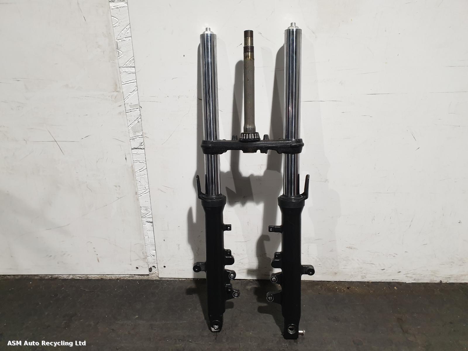 View Auto part FORKS Suzuki Sfv 650 2010