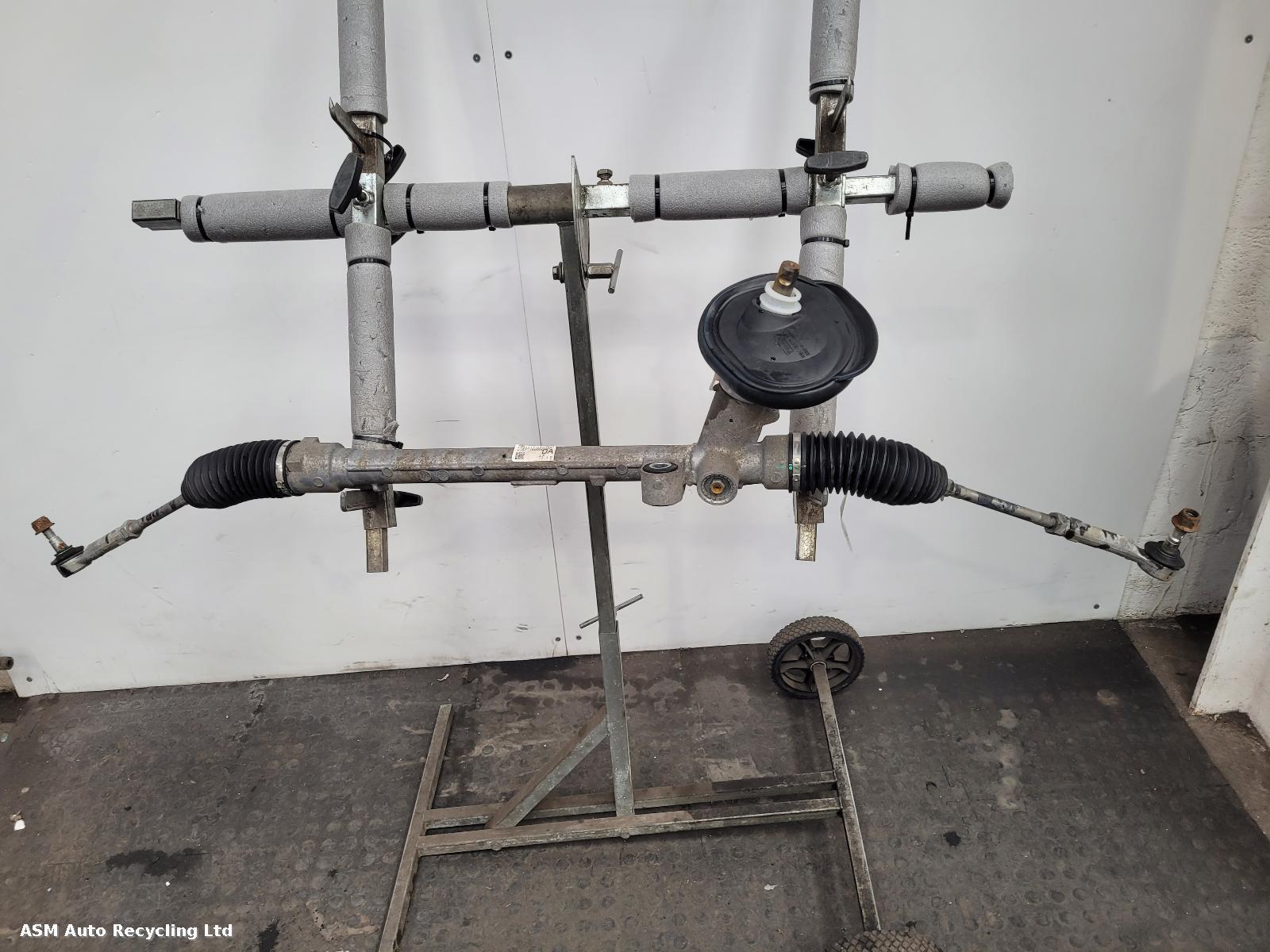View Auto part Steering Box/Rack Ford Fiesta 2017