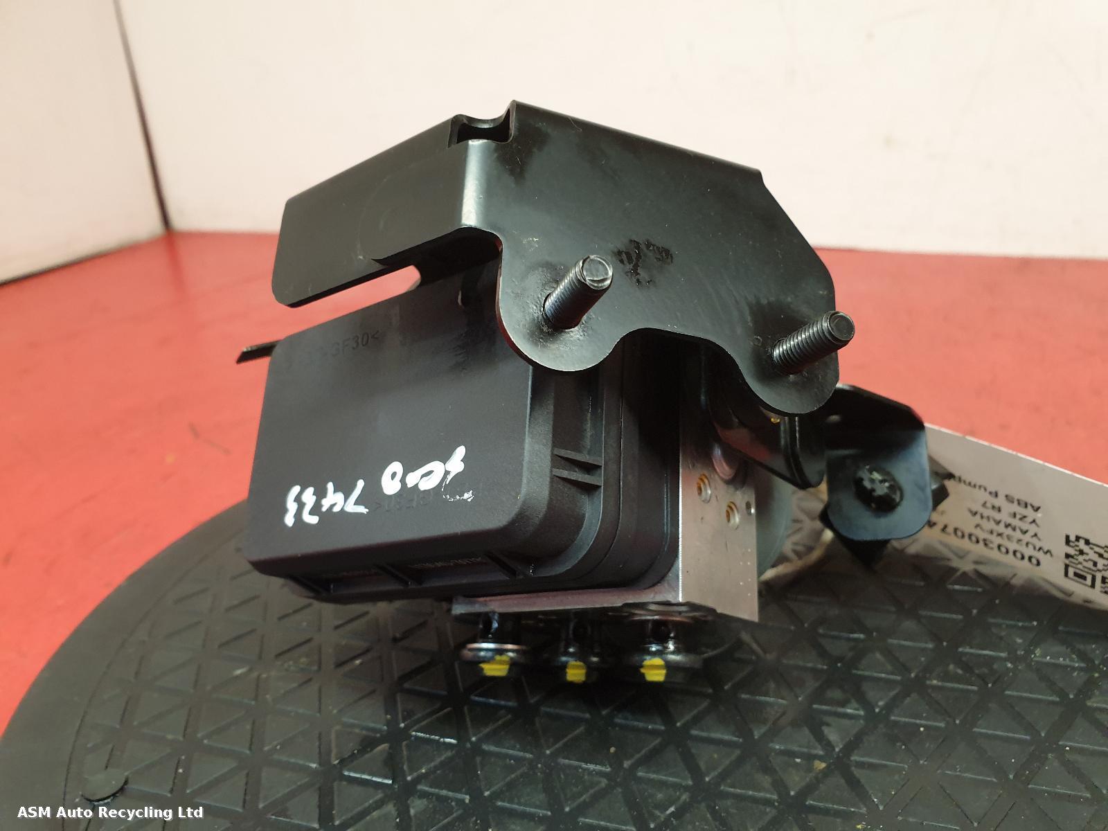 View Auto part ABS Pump/Modulator Yamaha Yzf R7 2023