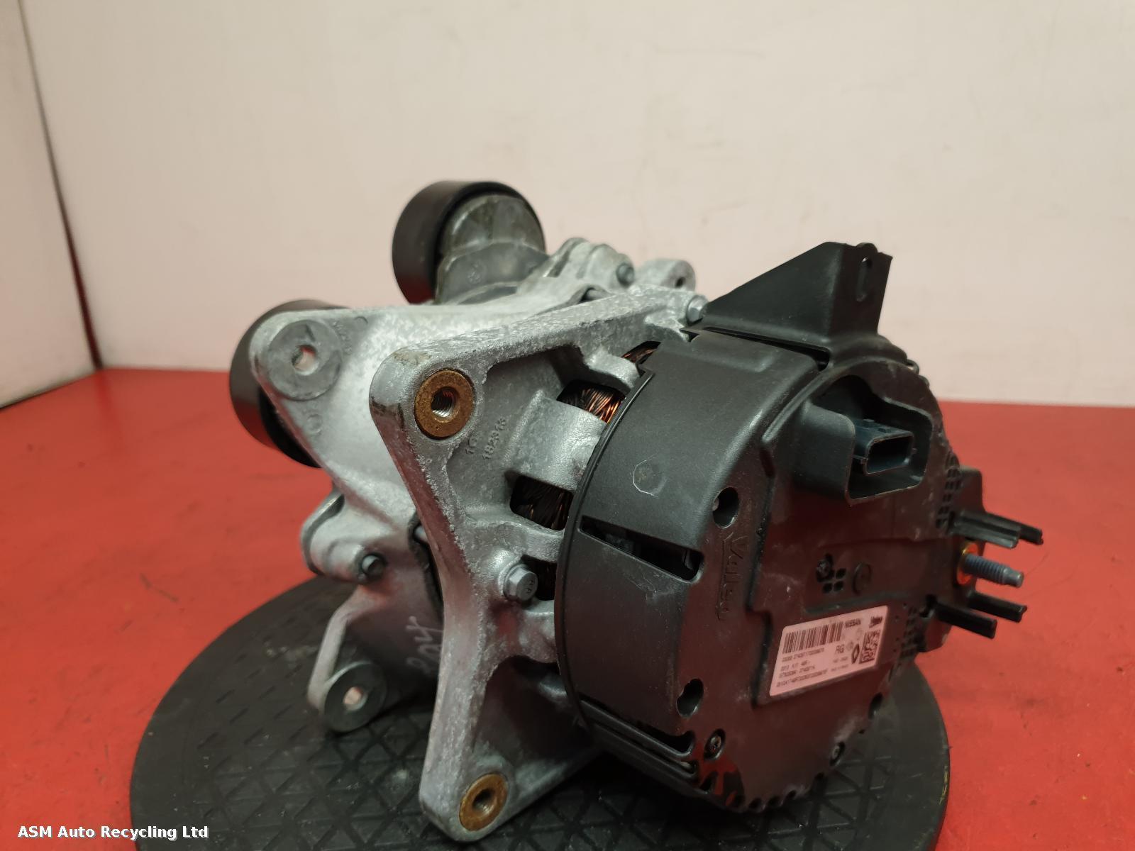 View Auto part Alternator Nissan Qashqai 2022