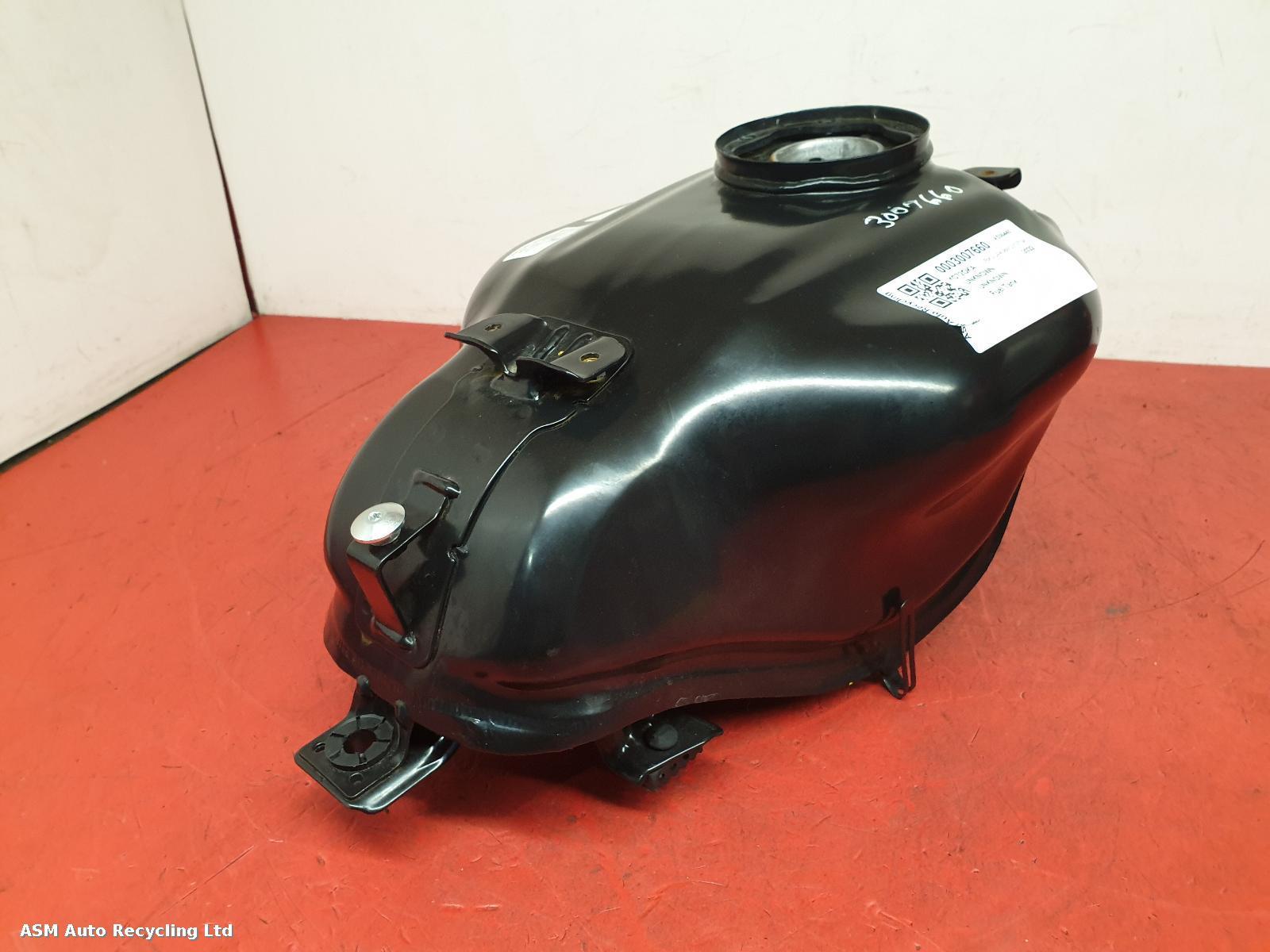 View Auto part Fuel Tank Husqvarna Svartpilen 125 2022
