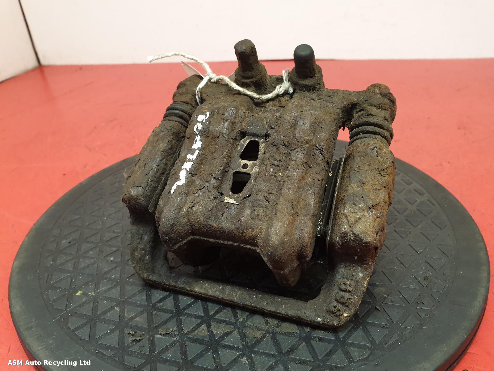 View Auto part Caliper Honda Crv 2007