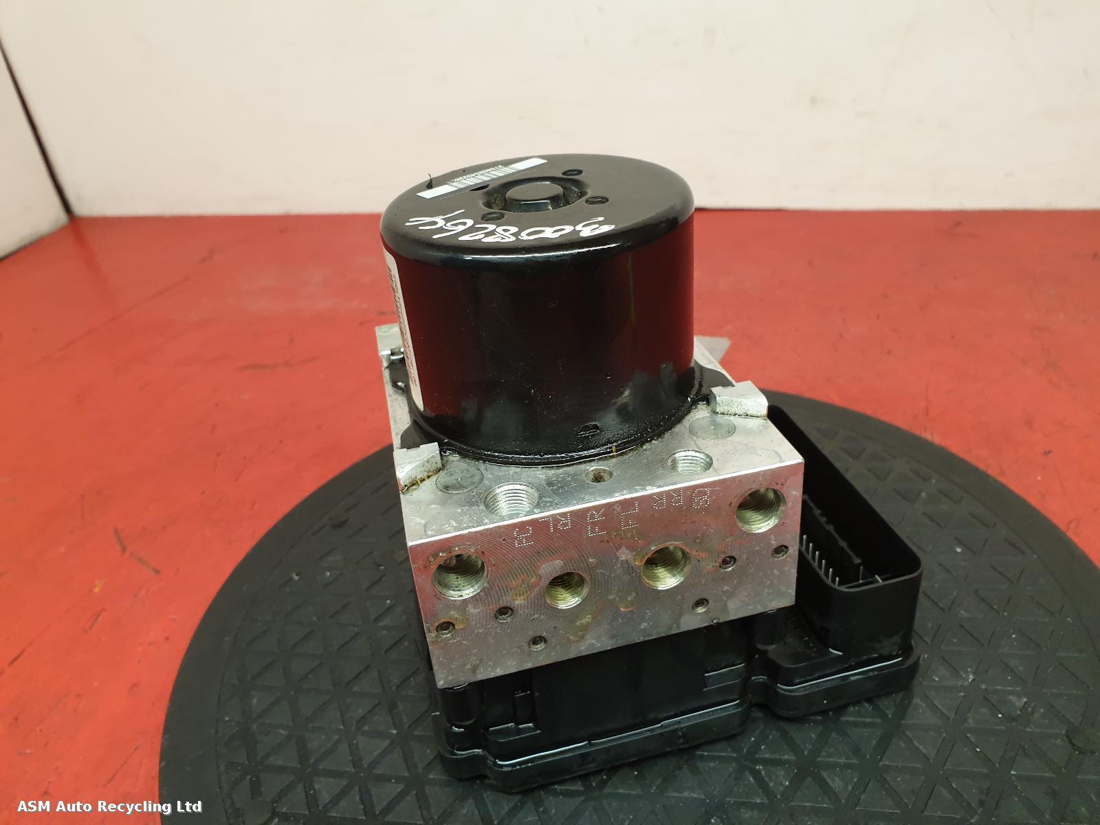 View Auto part ABS Pump/Modulator Volvo V70 2012