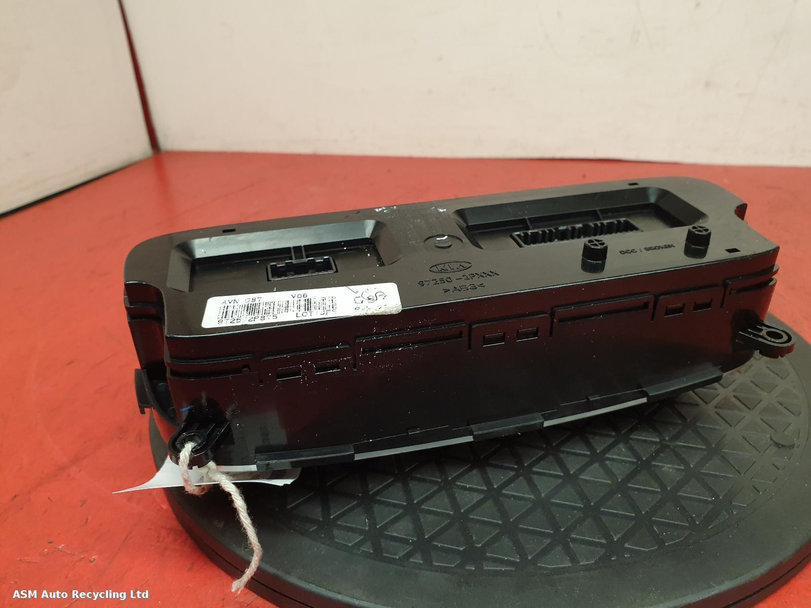 View Auto part Heater/AC Controller Kia Sorento 2014