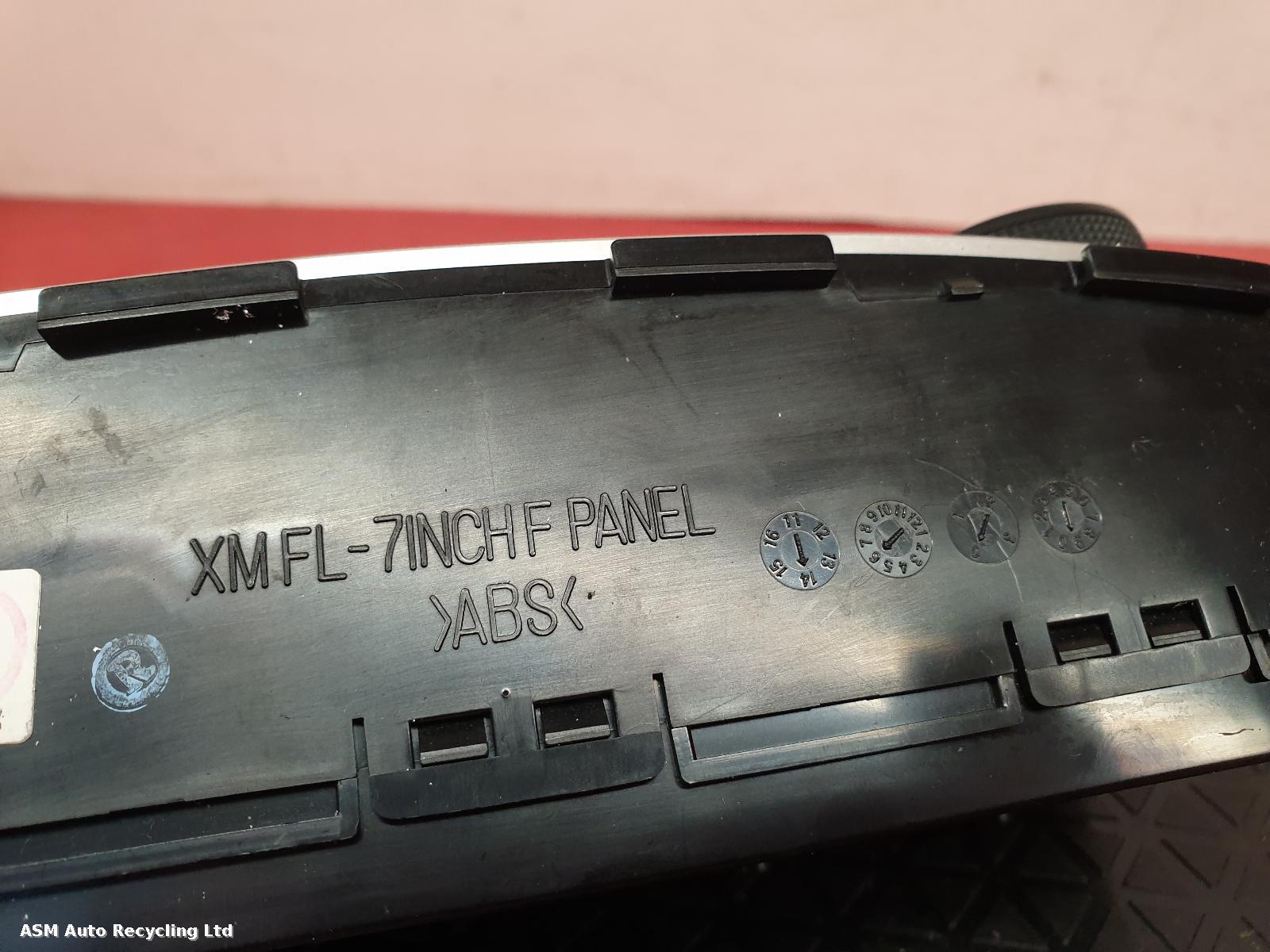 View Auto part Heater/AC Controller Kia Sorento 2014