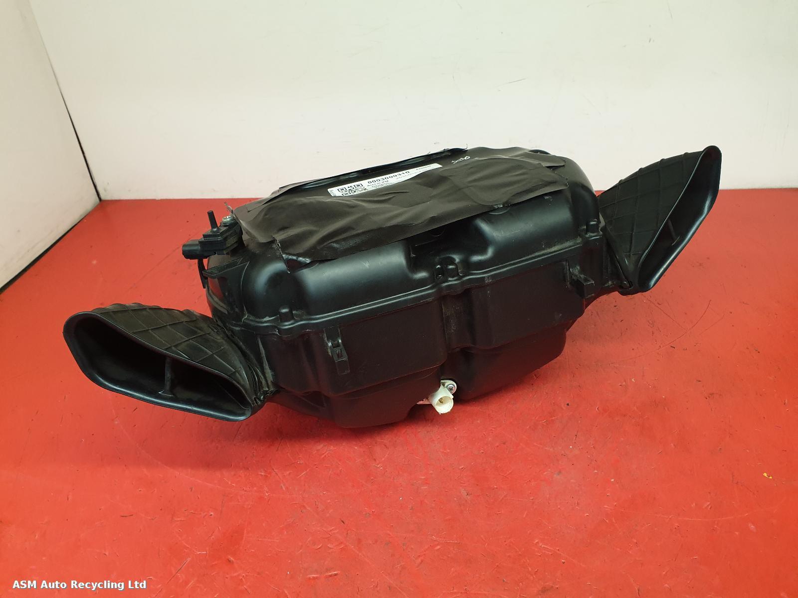View Auto part Air Cleaner/Box Honda Vfr 1200 2013