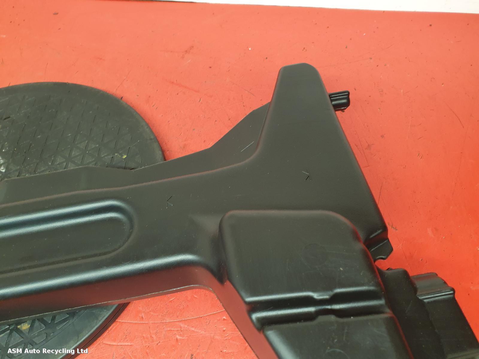 View Auto part Washer Bottle Citroen C4 Picasso 2015