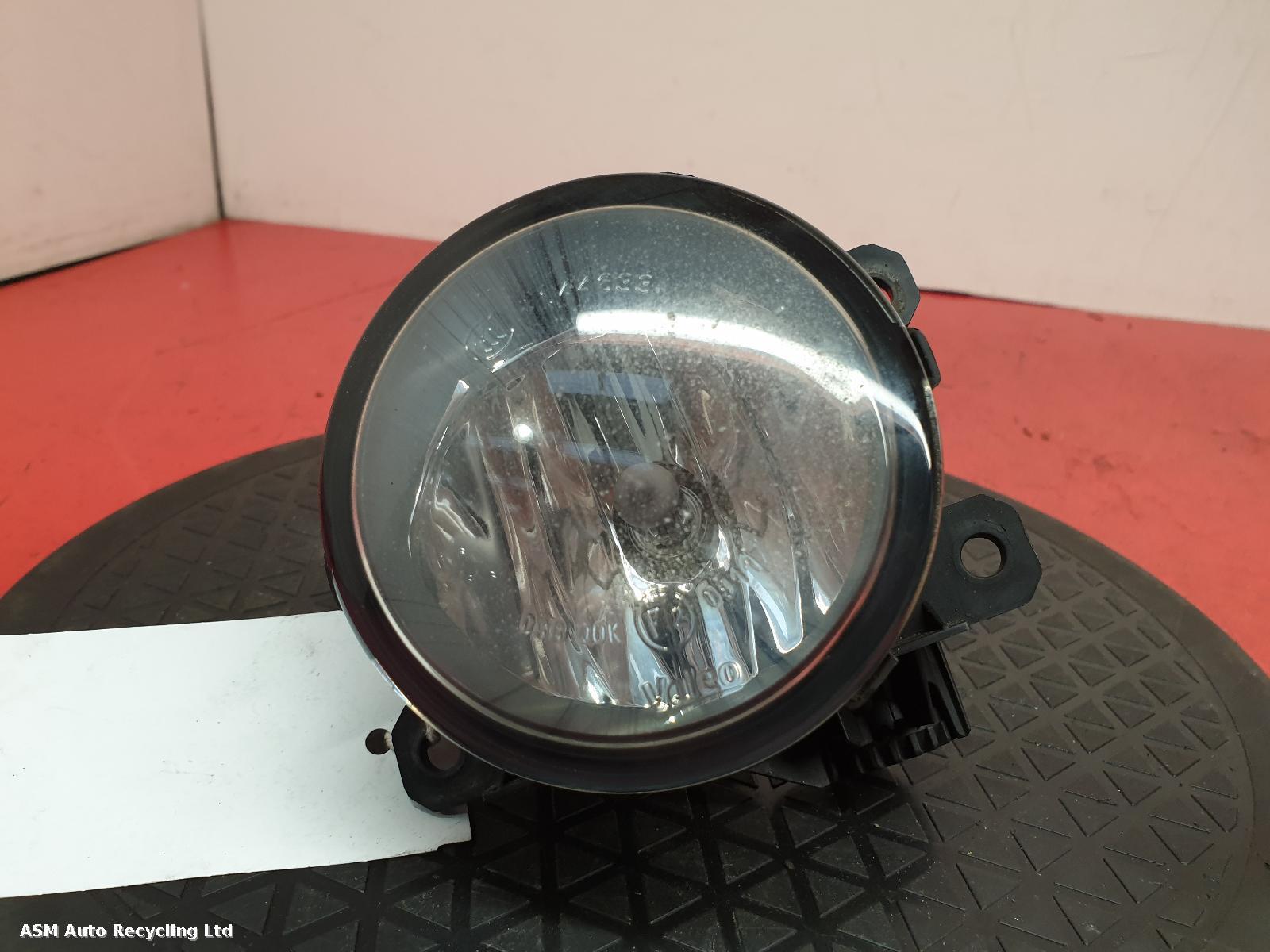 View Auto part Fog Lamp Citroen C4 Picasso 2015