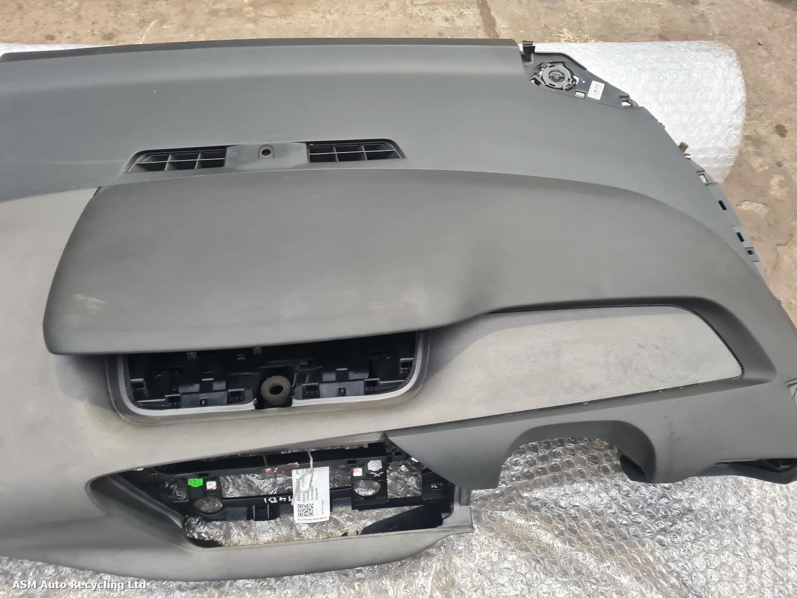 View Auto part Airbag Kit Citroen C4 Picasso 2015