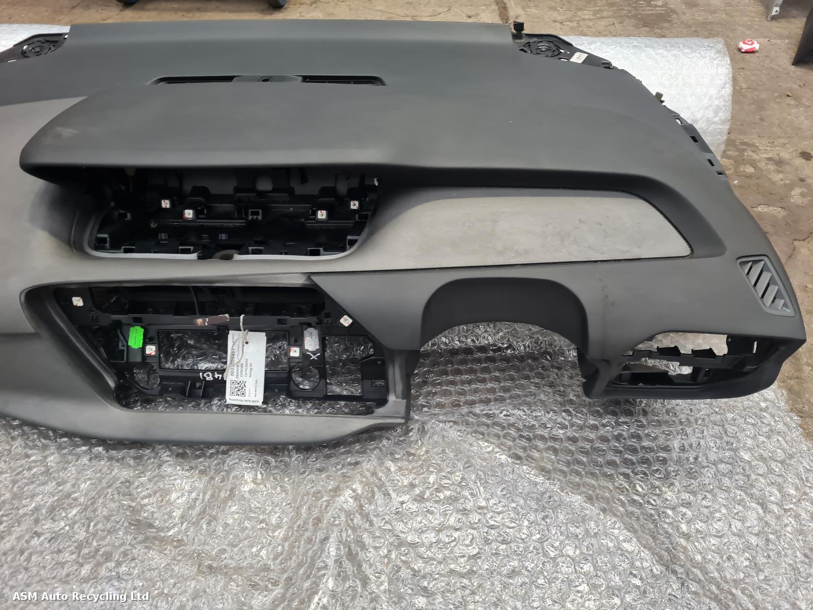 View Auto part Airbag Kit Citroen C4 Picasso 2015