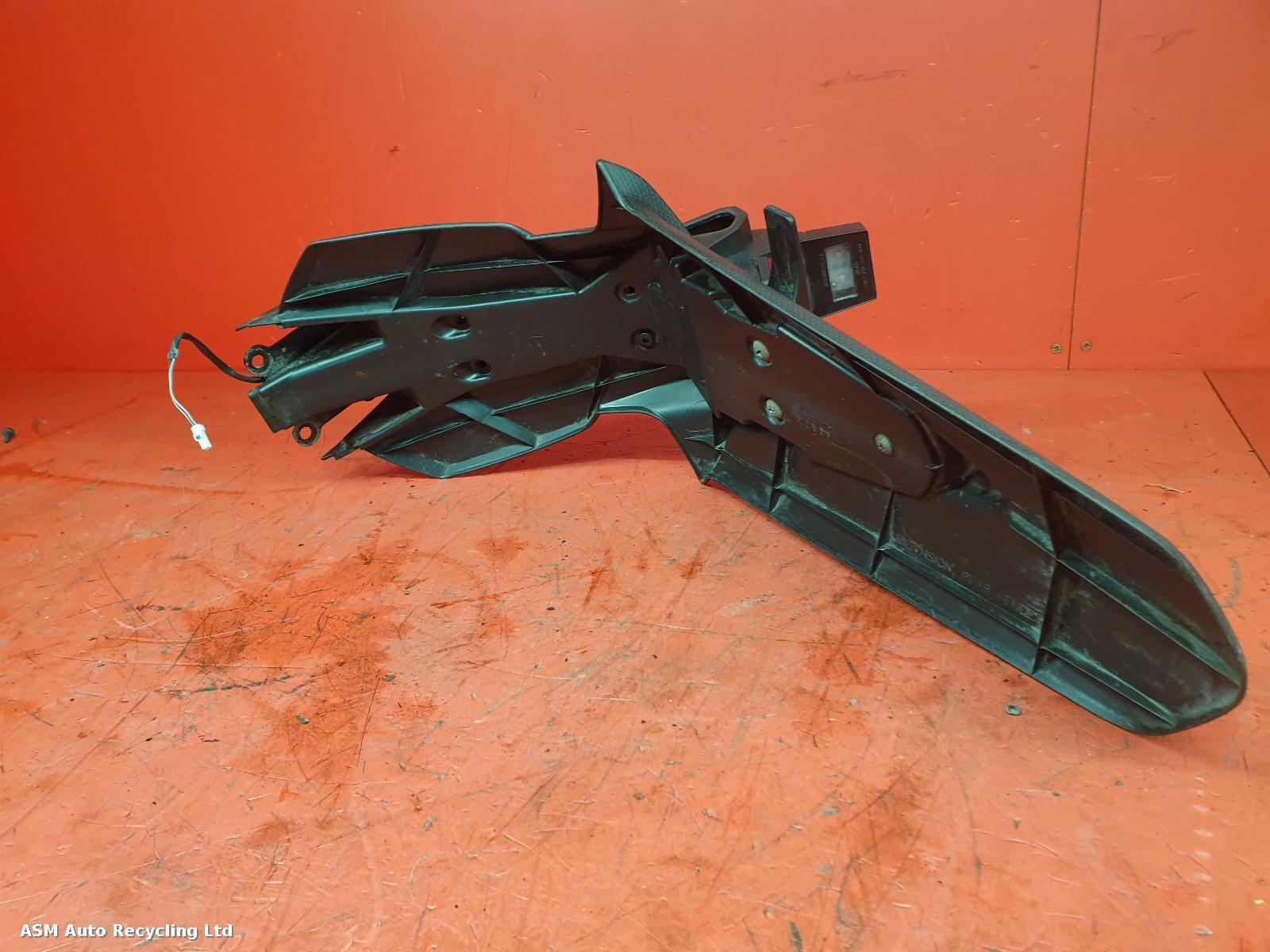 View Auto part Number Plate Holder Suzuki Gsxs 125 2022