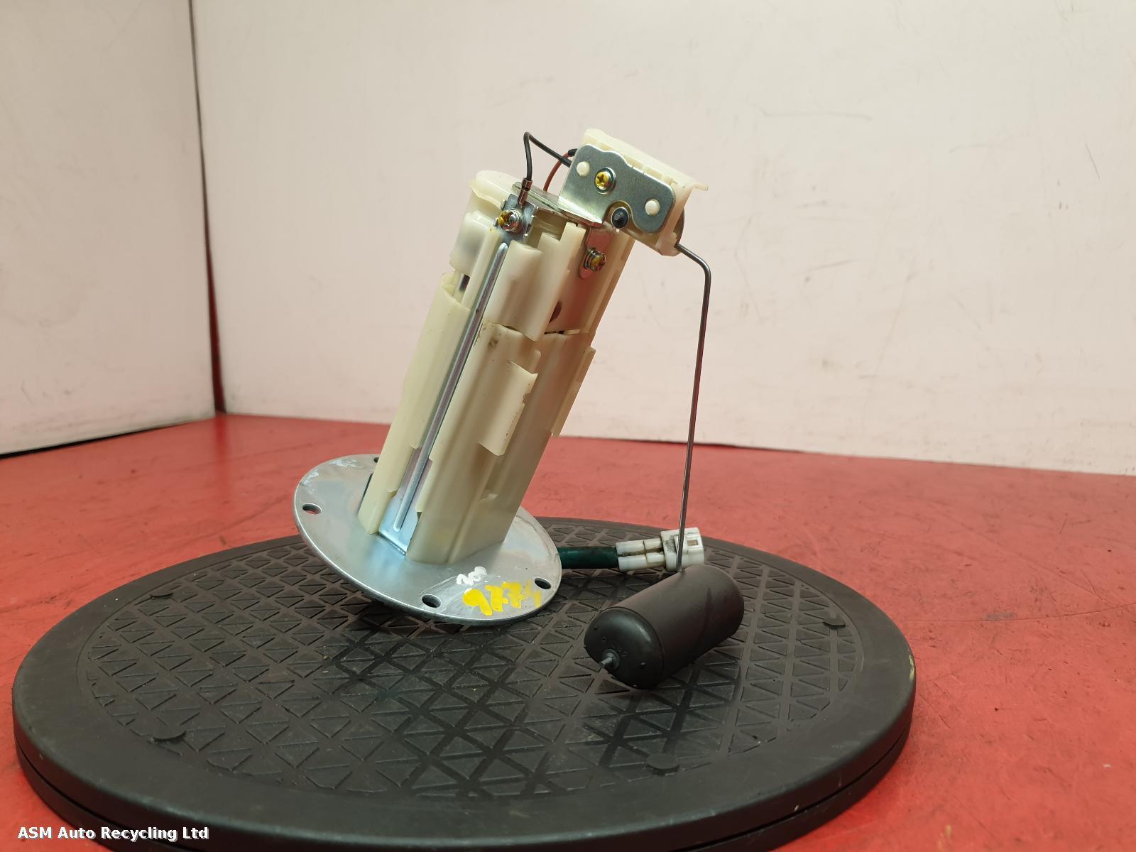 View Auto part Fuel Pump Suzuki Sfv 650 2010