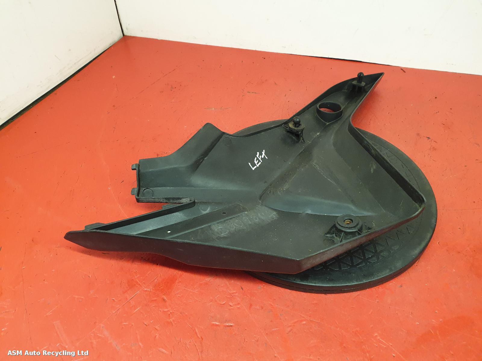 View Auto part Side Panel Left Lexmoto Zsx R 125 2018