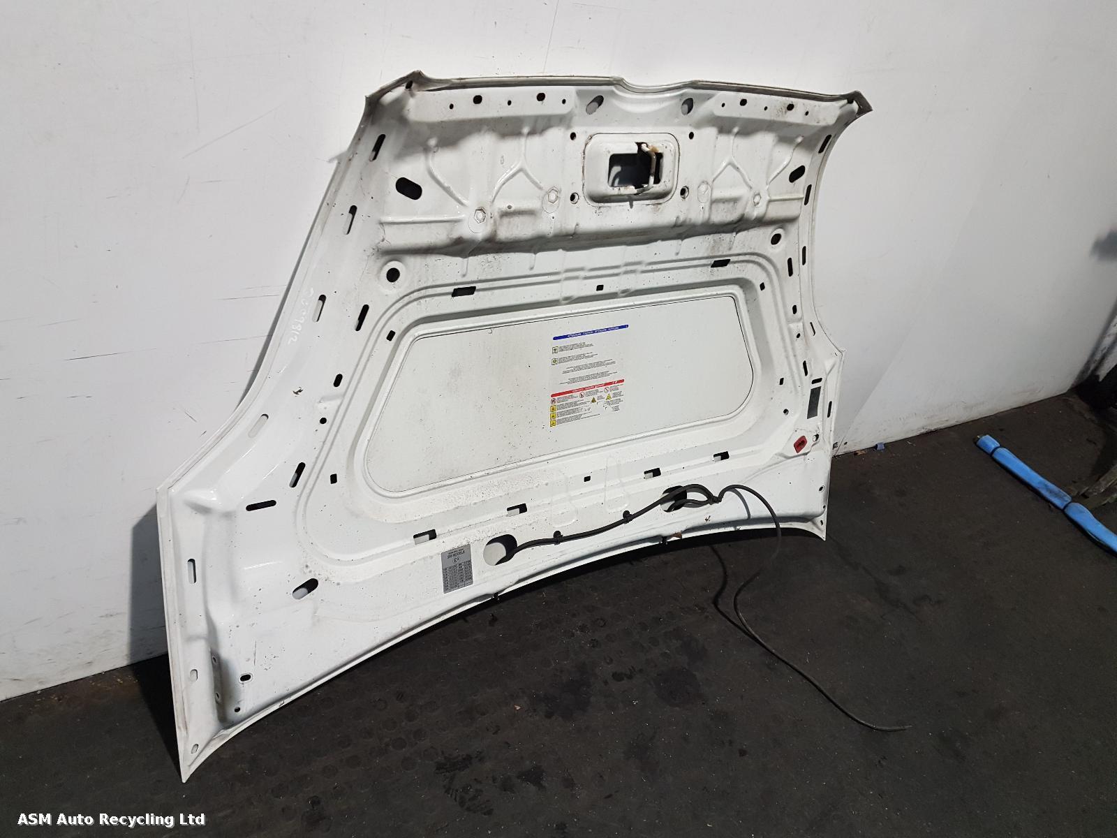 View Auto part Bonnet Vauxhall Combo 2014