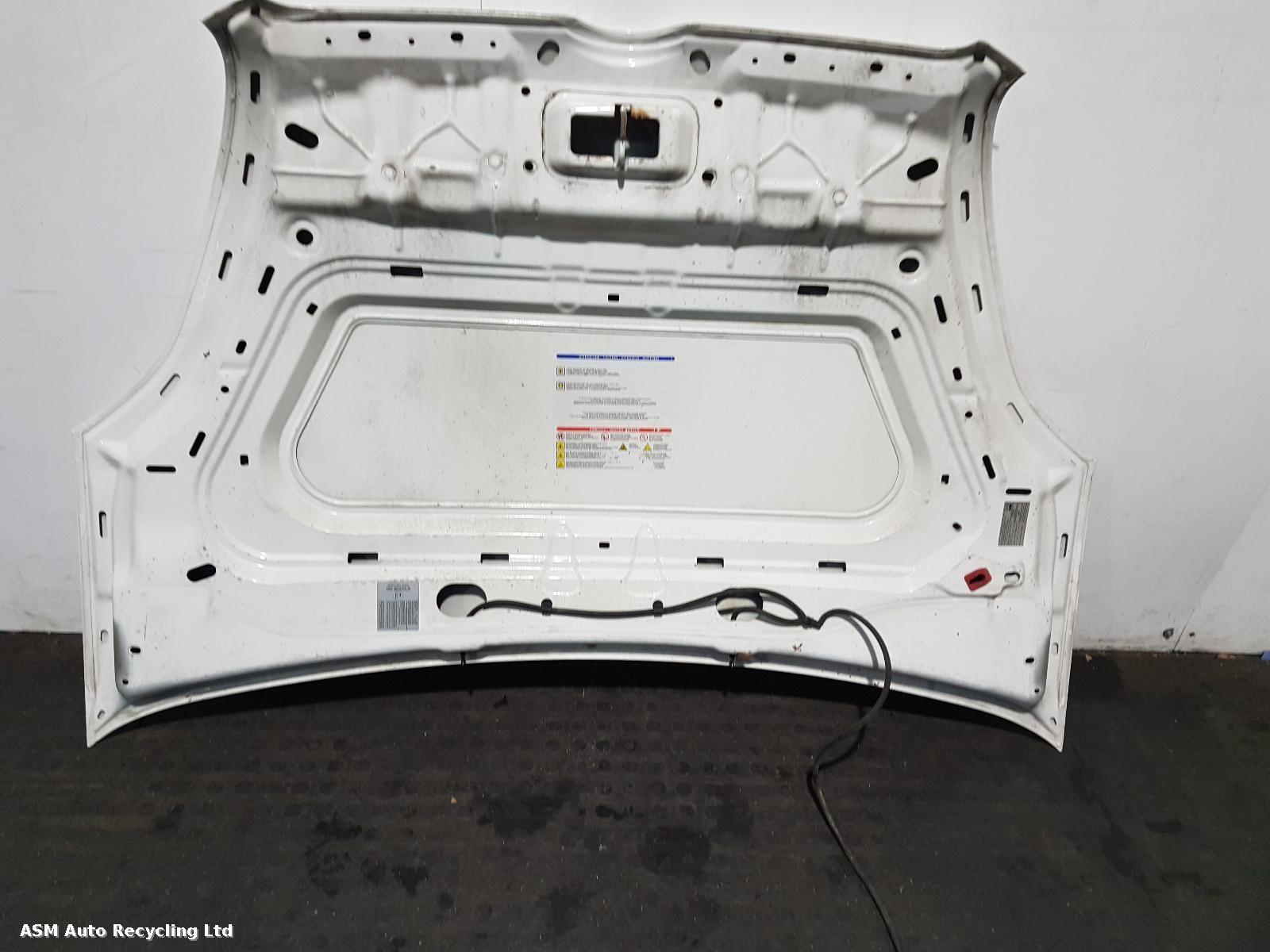 View Auto part Bonnet Vauxhall Combo 2014