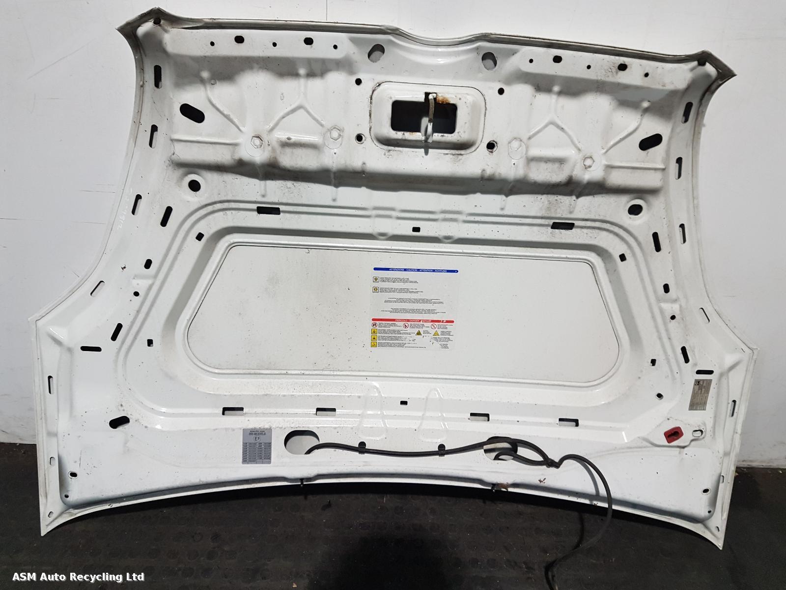 View Auto part Bonnet Vauxhall Combo 2014