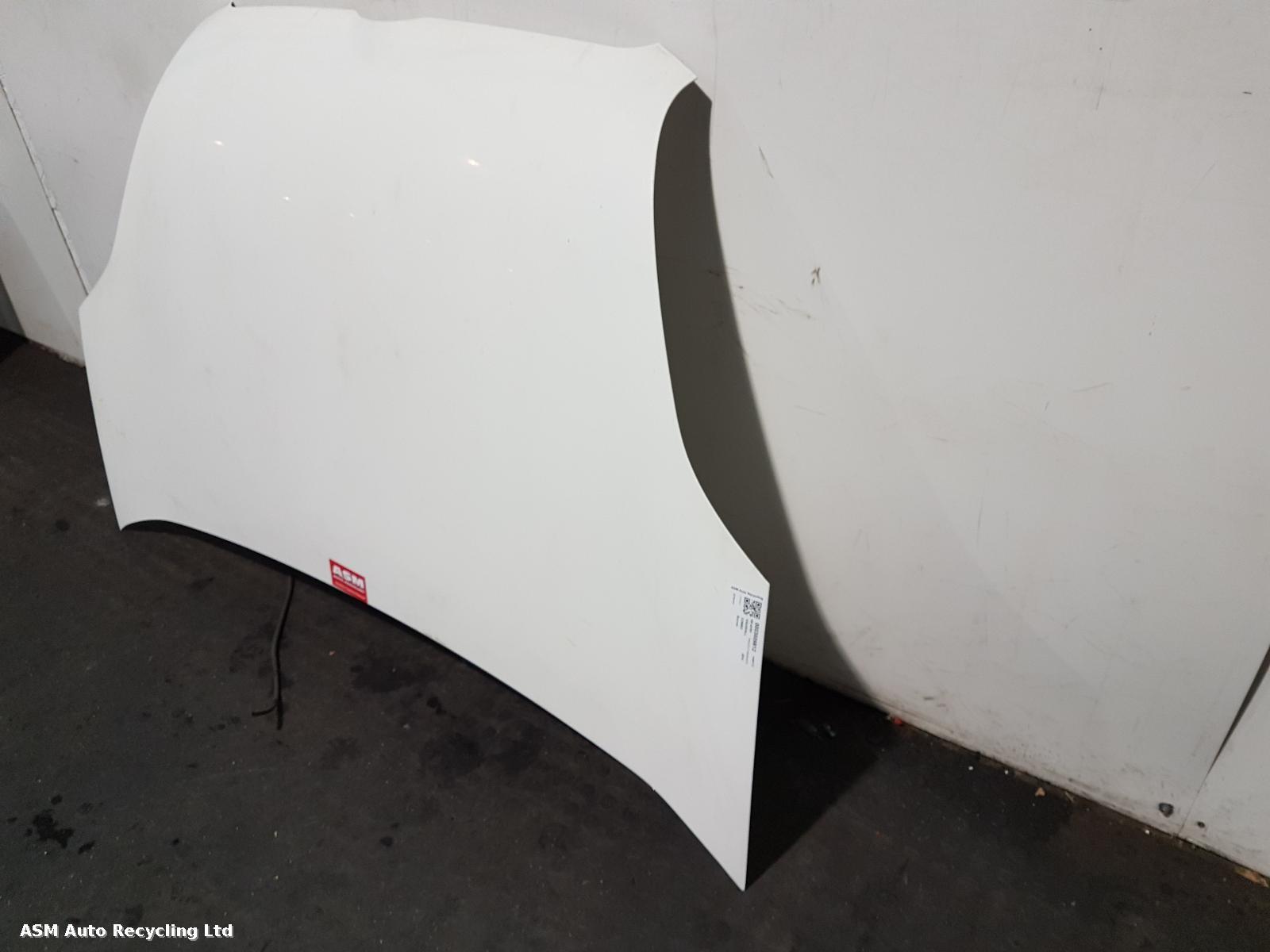 View Auto part Bonnet Vauxhall Combo 2014